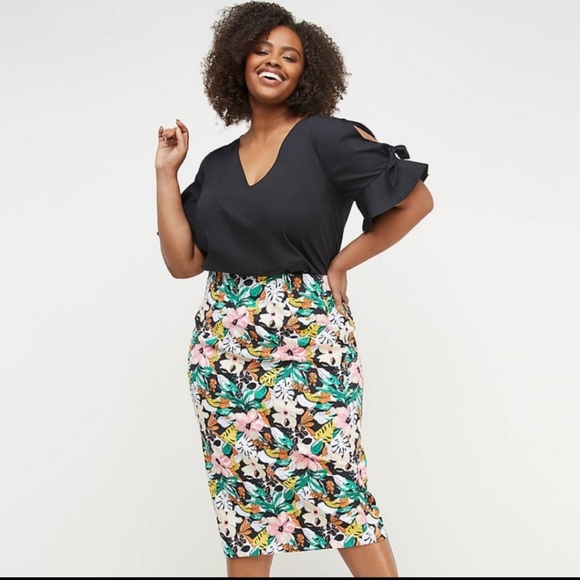 Lane Bryant Dresses & Skirts - NWT Lane Bryant Tropical print pencil skirt, 24